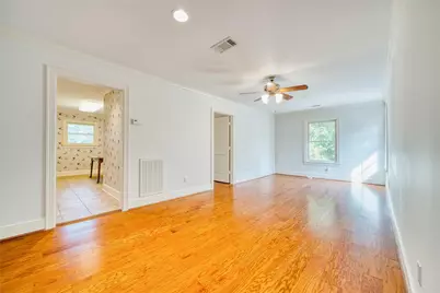 11530 N Lou Al Drive, Houston, TX 77024 - Photo 43