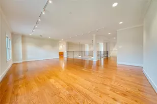 11530 N Lou Al Dr, Houston, TX 77024 - Photo 39