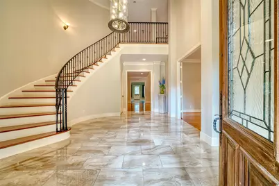 11530 N Lou Al Drive, Houston, TX 77024 - Photo 9