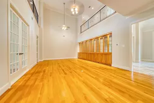 11530 N Lou Al Dr, Houston, TX 77024 - Photo 25