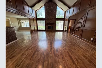 5210 Green Springs Drive, Houston, TX 77066 - Photo 3