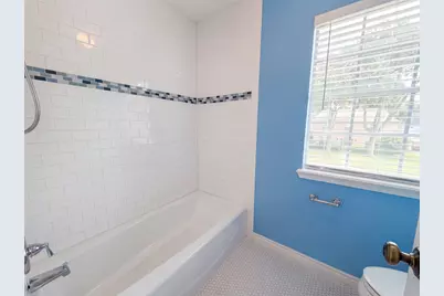 5210 Green Springs Drive, Houston, TX 77066 - Photo 23
