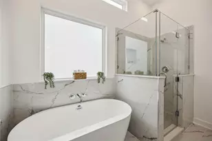 7415 Easter St, Houston, TX 77088 - Photo 9