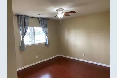 17158 Summer Hollow Drive, Sugar Land, TX 77498 - Photo 9