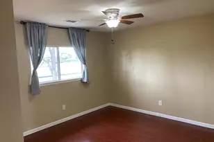 17158 Summer Hollow Dr, Sugar Land, TX 77498 - Photo 9