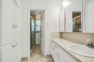 1703 Burnett Ave, Baytown, TX 77520 - Photo 19