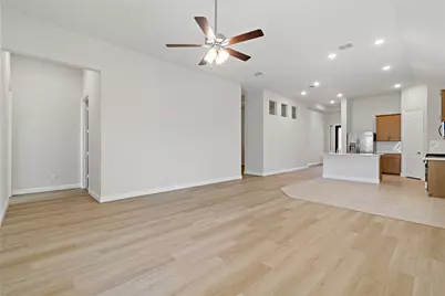 2131 Villa Flora Lane, Friendswood, TX 77546 - Photo 3