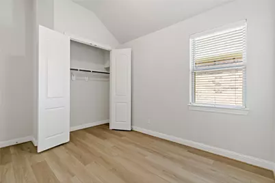 2131 Villa Flora Lane, Friendswood, TX 77546 - Photo 19