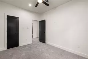 7901 Grandview St, Houston, TX 77051 - Photo 27