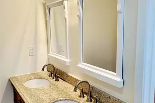 7953 Ridgeview Dr, Houston, TX 77055 - Photo 11