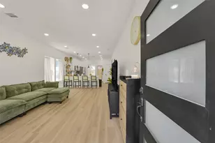 9525 Beckley St, Houston, TX 77088 - Photo 3