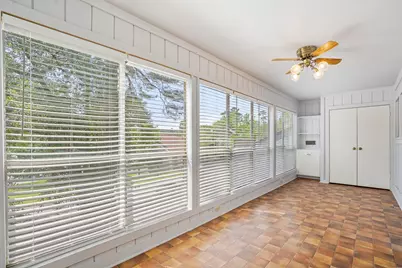 9 Lakeview Manor, Huntsville, TX 77340 - Photo 21
