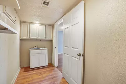 9 Lakeview Manor, Huntsville, TX 77340 - Photo 11