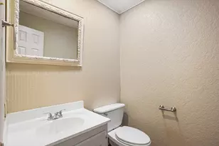 9 Lakeview Manor, Huntsville, TX 77340 - Photo 29