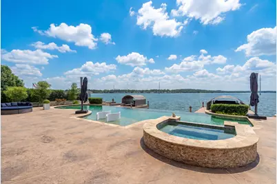 64 Benthaven W, Montgomery, TX 77356 - Photo 1