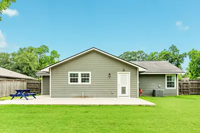 218 Palm Lane, Lake Jackson, TX 77566 - Photo 25