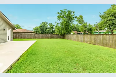 218 Palm Lane, Lake Jackson, TX 77566 - Photo 27