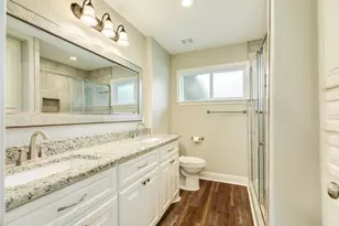 218 Palm Ln, Lake Jackson, TX 77566 - Photo 19