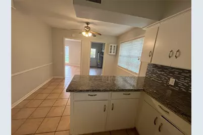 5339 Carew Street, Houston, TX 77096 - Photo 11