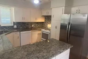 5339 Carew St, Houston, TX 77096 - Photo 11