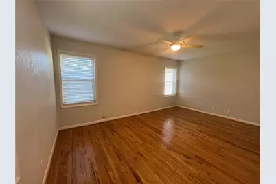 5339 Carew Street, Houston, TX 77096 - Photo 9