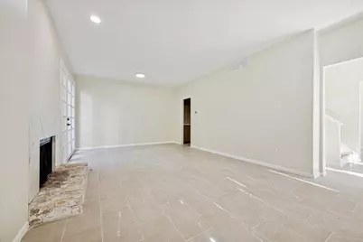 2100 Tanglewilde Street #195, Houston, TX 77063 - Photo 5