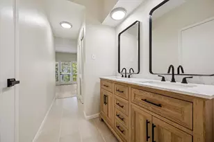 2100 Tanglewilde St, Houston, TX 77063 - Photo 27