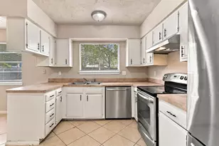 4426 Burkegate Dr, Spring, TX 77373 - Photo 5