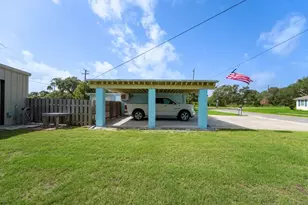 320 Timothy St, Rockport, TX 78382 - Photo 11