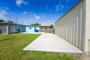 320 Timothy St, Rockport, TX 78382 - Photo 43