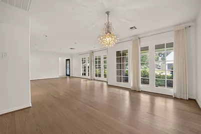 5232 Piping Rock Ln Lane, Houston, TX 77056 - Photo 7
