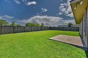 306 Laney St, Brenham, TX 77833 - Photo 17