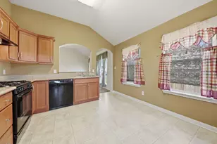 306 Laney St, Brenham, TX 77833 - Photo 7