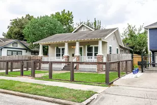 1307 Walton St, Houston, TX 77009 - Photo 3