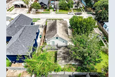 1307 Walton Street, Houston, TX 77009 - Photo 35