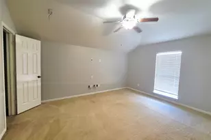 8811 Henrico Ln, Rosenberg, TX 77469 - Photo 17