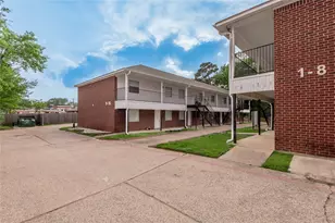 600 Palm St, Huntsville, TX 77340 - Photo 1
