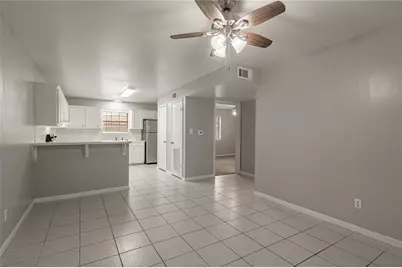 600 Palm Street #10, Huntsville, TX 77340 - Photo 5