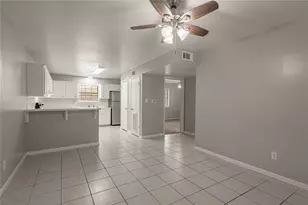 600 Palm St, Huntsville, TX 77340 - Photo 5