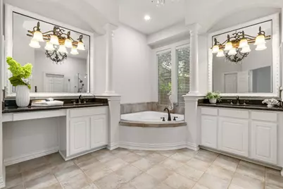 187 E Lansdowne Circle, The Woodlands, TX 77382 - Photo 23