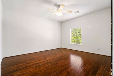 187 E Lansdowne Circle, The Woodlands, TX 77382 - Photo 31