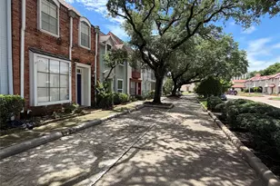 6405 Ella Lee Ln, Houston, TX 77057 - Photo 3
