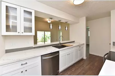 16007 Ridgegreen Drive, Houston, TX 77082 - Photo 15