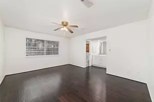 10410 Rancho Bernardo Ln, Sugar Land, TX 77498 - Photo 11