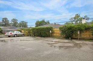 306 Gessner Rd, Bunker Hill Village, TX 77024 - Photo 3
