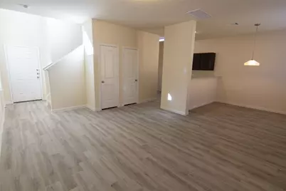 4210 Silver Ranch Road, Houston, TX 77014 - Photo 5