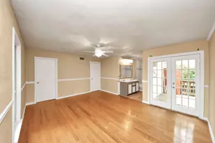 4900 Sandalwood Cir, Baytown, TX 77521 - Photo 13