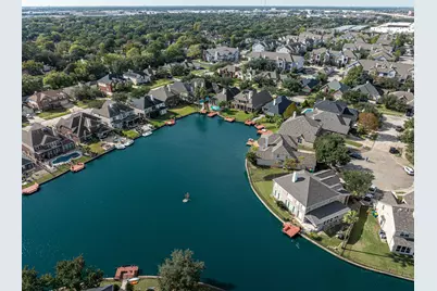 12015 Quiet Water Court, Houston, TX 77065 - Photo 47