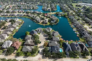 12015 Quiet Water Ct, Houston, TX 77065 - Photo 3