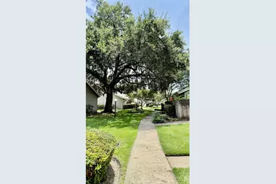 12922 Wirevine Lane, Houston, TX 77072 - Photo 23